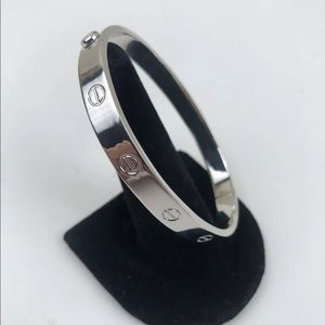 White gold bracelet made by Italy